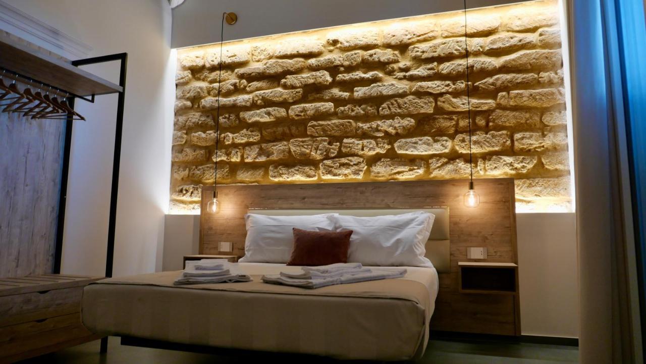 Oneira * Agrigento