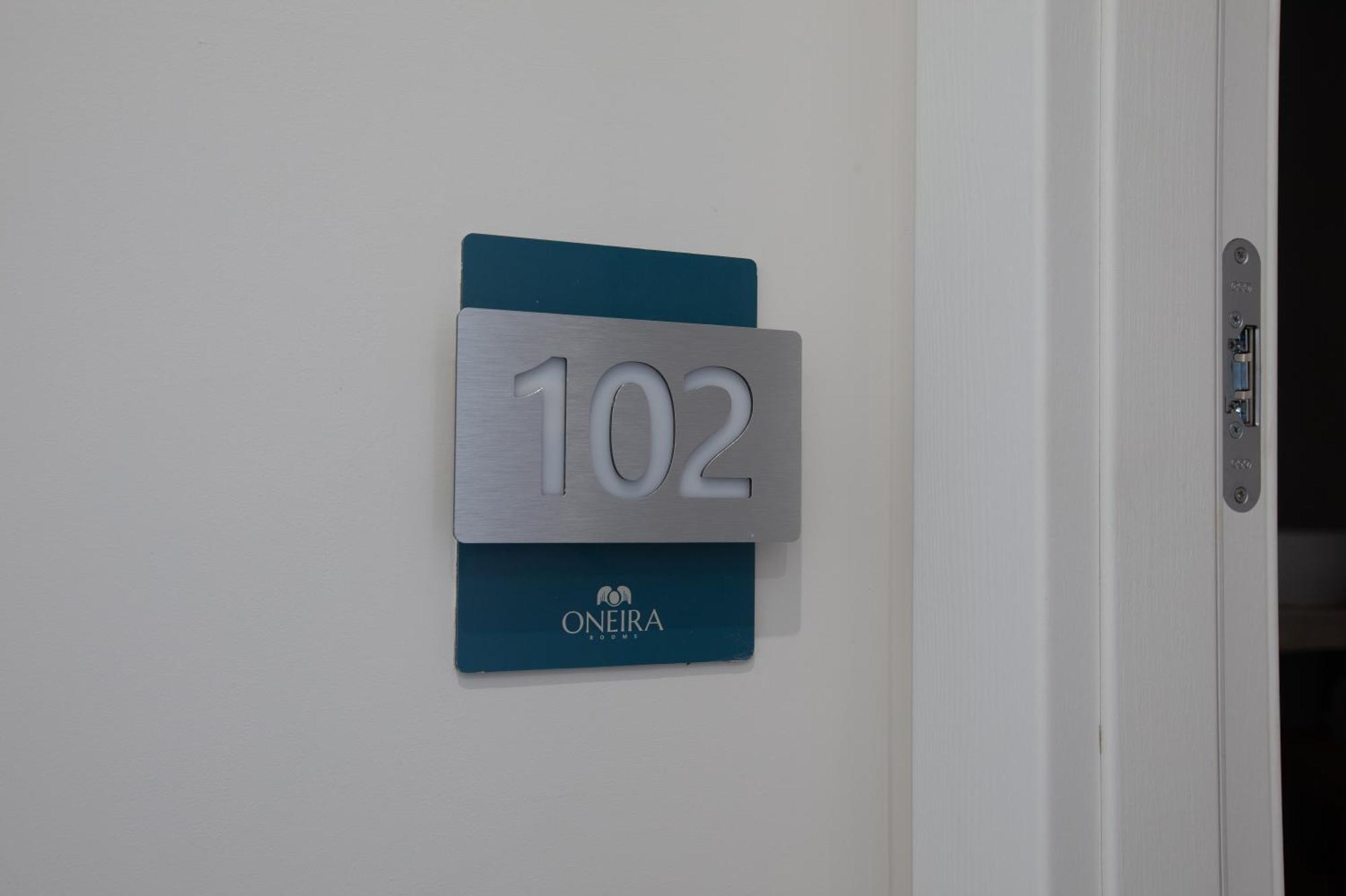 Oneira Bed & Breakfast
