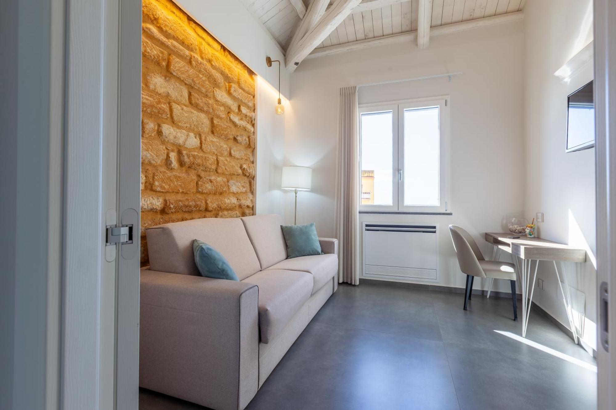 Oneira Bed & Breakfast