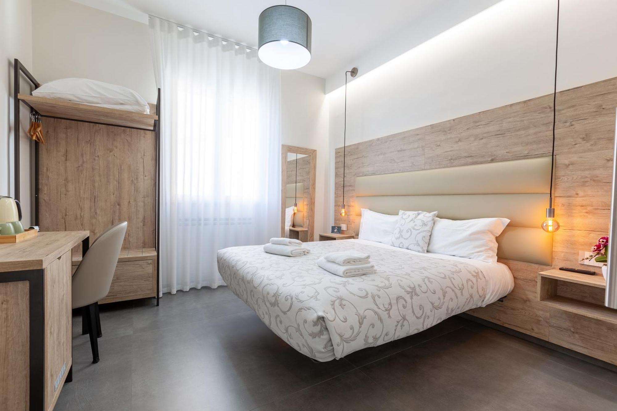 Oneira Bed & Breakfast *
